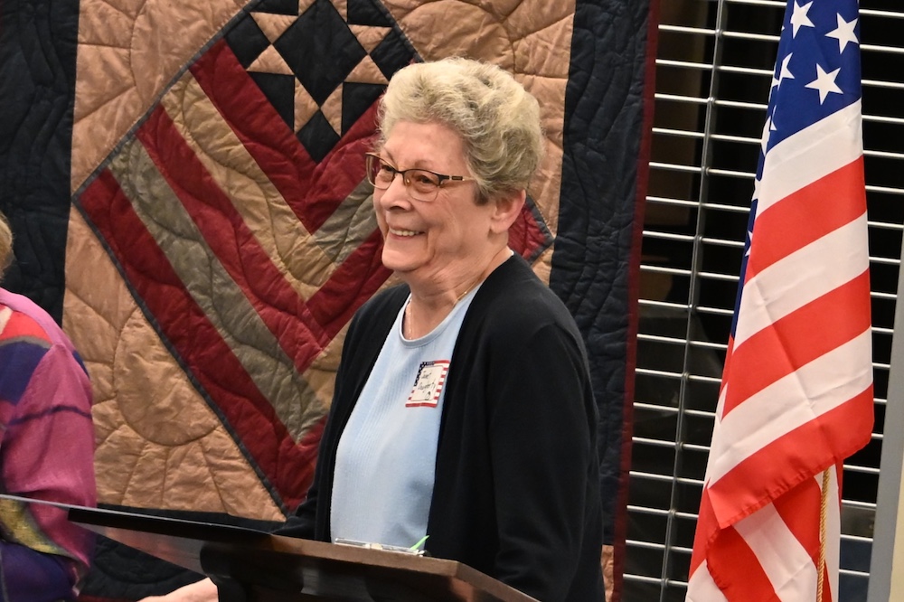 Muncy Historical Society - Veterans receive Quilts of Valor
